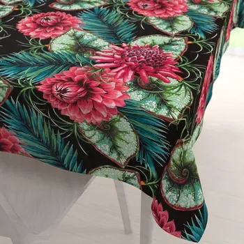 ubrus Bavlněný obdélníkový ubrus Sandra SA-566 Velké tropické květy a listy na černém 50x100 cm