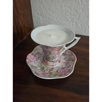 Svíčka Svíčka v květinovém šálku