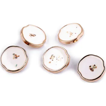 Knoflík Kovový knoflík AB perleť v pryskyřici velikost 24"; 32"; 36", barva 3 (36") bílá zlatá