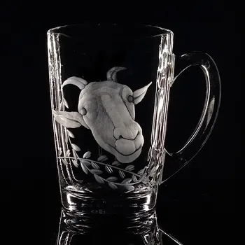 Hrnek skleněný na čaj 250ml s rytinou kozy - ručně ryté (broušené), dárková krabička