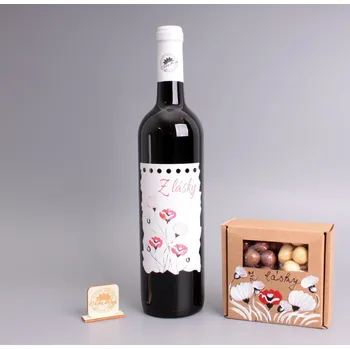 Víno Set - víno + mlsná krabička - Z lásky víno: Cabernet Sauvignon Rosé - polosuché
