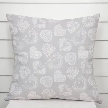 Povlak na dekorativní polštářek Dekorační povlak na polštář PML-071 Srdce s ornamenty na šedém 30 x 50 cm