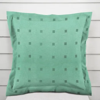 Povlak na polštářek Dekorační povlak na polštář s lemem PM-023 Čtverečky na světle zeleném 40 x 40 cm