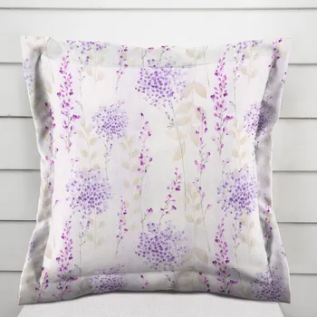 Povlak na polštářek Dekorační povlak na polštář s lemem PML-069 Fialové květy na bílém 30 x 50 cm