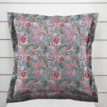 Povlak na polštářek Dekorační povlak na polštář s lemem PML-043 Tropické květy na šedém 50 x 60 cm
