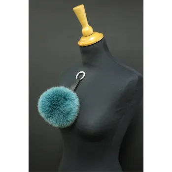 Špongr Kožešinová bambule - přívěsek na kabelku BAMK109 tyrkysová