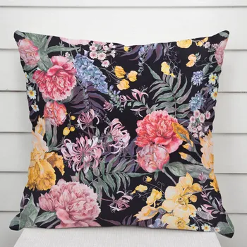 Povlak na dekorativní polštářek Sametový povlak na polštář Tamara TMR-019 Zahradní květy na černém 50 x 50 cm