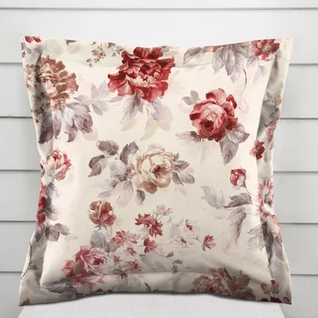 Povlak na polštářek Sametový povlak na polštář s lemem Tamara TMR-017 Červené pivoňky na pískovém 35 x 45 cm