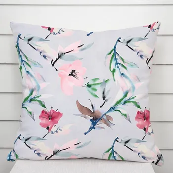 Povlak na dekorativní polštářek Dekorační povlak na polštář PM-110 Akvarelové růžové květy na světle šedém 30 x 50 cm