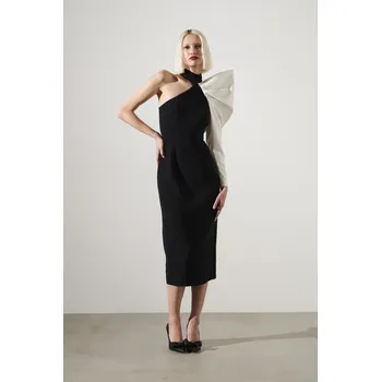 Dámské šaty ŠATY KARL LAGERFELD ASYMMETRIC WHITE SLEEVE DRESS BLACK/WHITE