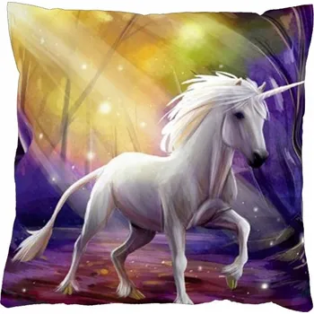 Povlak na polštářek Povlak na polštář 40x40 na zip velur - Jednorožec bílý
