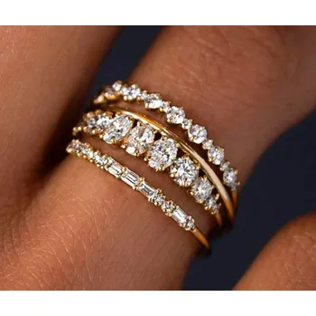 Prsten B-TOP Sada pozlacených prstenů 4 ks se zirkony Velikost prstenu: 55mm