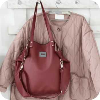 Kabelka Střední kabelka MANA MANA Červená/Červená