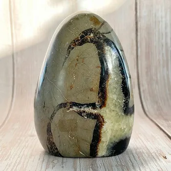 Septárie leštěná freeform Madagaskar TP8 č. 9 cca 6,8 x 10 cm, 660 g