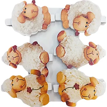 Samolepící dekorace Kolíčky, Dřevěné OVEČKY, 4,5x3,5 cm, 6ks/bal.