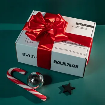 Kosmetická sada Ralls. Dárková sada kosmetiky GIFT PACK Kosmetická taštička a Supreme Refresh