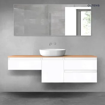 Koupelnový nábytek Oltens Vernal sada koupelnového nábytku 160 cm s horní deskou, lesklá bílá/dub 68426000