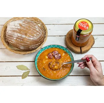 Hotové jídlo Tečka zelná polevka s klobásou 580g