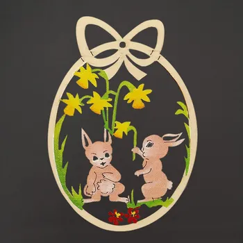 Velikonoční dekorace AMADEA Dřevěná dekorace vajíčko zajíci s květinou, velikost 9 cm, český výrobek