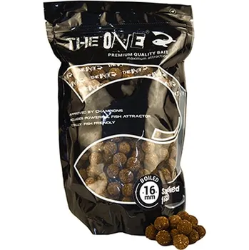 Návnadová surovina THE ONE - Vařené boilies Black 16 mm 1 kg