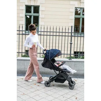 Kočárek Sportovní kočárek MoMi ESTELLE LIGHT černý