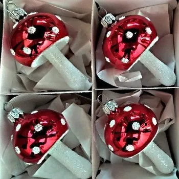 Vánoce Slezská tvorba Retro vánoční ozdoba muchomůrka 8 cm