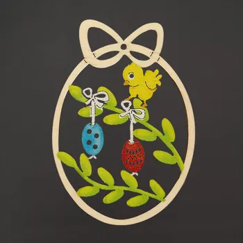 Velikonoční dekorace AMADEA Dřevěná dekorace vajíčko kuře na větvičce, velikost 9 cm, český výrobek