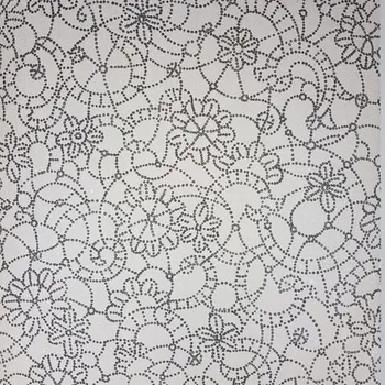 Tapeta TAPETA ČERNÁ KRAJKA NA ŠEDÉM POZADÍ VINYLOVÁ