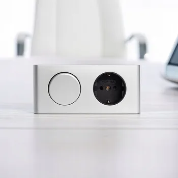 Elektrická zásuvka Zásuvka s vypínačem a 12V výstupem Kombibox povrchová montáž