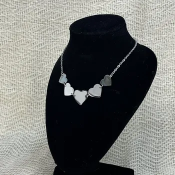 Náhrdelník Atelier Fantazie - Náhrdelník z oceli - Srdíčka - XXXVII - 44037