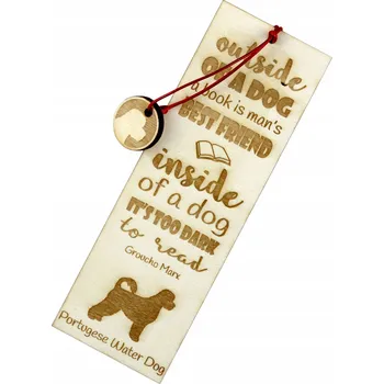 Doplněk ke knize Portugalský vodní pes - gravírovaná záložka do knihy s motivem psa a jménem