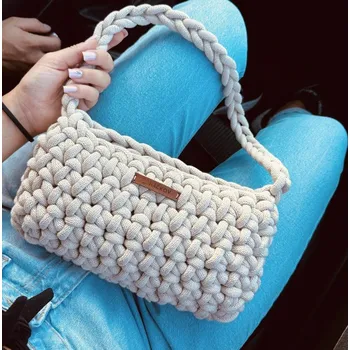 Kabelka Háčkov Háčkovaná kabelka - Chunky Barva: Černá