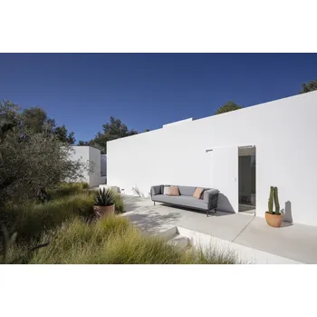 Sedací souprava Modulární sedačka "Baza" Todus PŘÍKLADY MOŽNÝCH VARIANT: 3-místná podnož včetně polstrování, 1x dlouhá rohová opěrka, 1x rohová opěrka