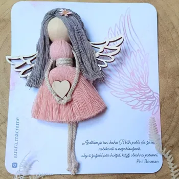 Auura Macramé dekorace - Andělka s citátem dekorace