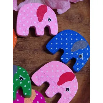 Korálek Dřevěné korálky slon barevný 25x31 mm 10 ks