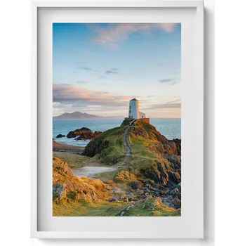 Obraz Dekorativní obraz v bílém rámu do obýváku Samotná lucerna na útesu 50x70 cm