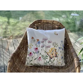 Dekorativní polštářek BYTEMA Dekorační povlak na polštář LUČNÍ MOTÝLI 40 x 40 cm