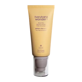 Přípravek na opalování Haruharu Wonder Black Rice Moisture Airyfit Daily Sunscreen SPF50+ 50 ml