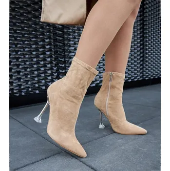 Dámské polobotky Boty na podpatku model 204823 Solea 38