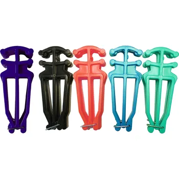 Lyžařský vosk KUBIsport D09K plastový nosič běžeckých lyží a hůlek - 1 pár Barva: červená