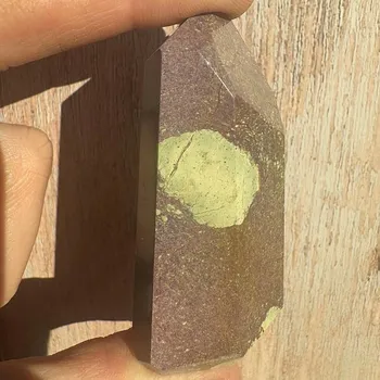 Stichtit špice - obelisk 14 cca 2,9 x 7,6 cm, 91 g