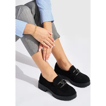 Dámské mokasíny Zajímavé černé dámské mokasíny na platformě 36