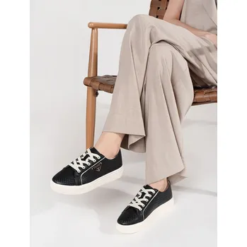 Dámské tenisky Goodin Klasické tenisky dámské černé na platformě 39