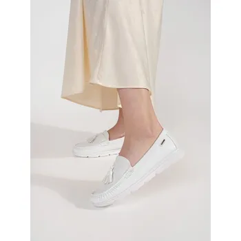 Dámské mokasíny Goodin Módní mokasíny bílé dámské na klínku 40