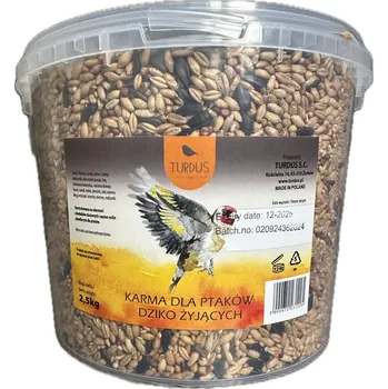 Krmivo pro ptáka Kbelík se zrním pro dokrmování divokých ptáků v zimě, směs obilovin 2,5 kg