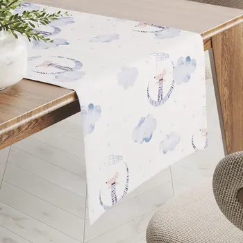 ubrus Dětský bavlněný běhoun na stůl Sandra SA-579 Myšky mezi modrými obláčky 35x140 cm