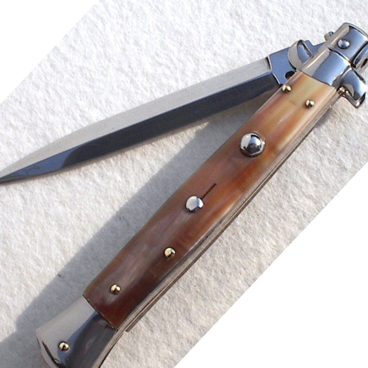 Vystřelovací Nůž Beltrame Stiletto Blond Horn 28 cm