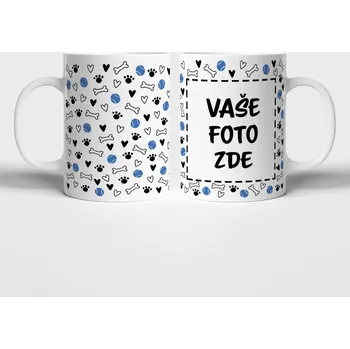 Hrnek s vlastní fotkou a motivem srdíček, tlapek a míčků - 330ml Barva: Modrá