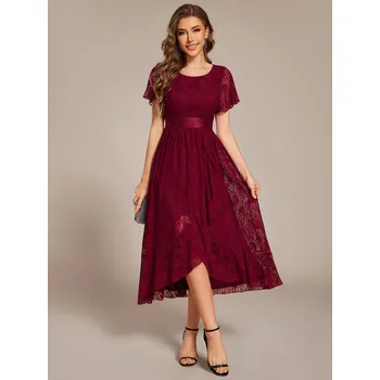 Dámské šaty Večerní šaty s asymetrickým lemem a výšivkou Barva: Bordová, Velikost: 4XL