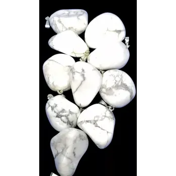 Drahý kámen Magnezit tromlovaný – šperk s přírodní energií